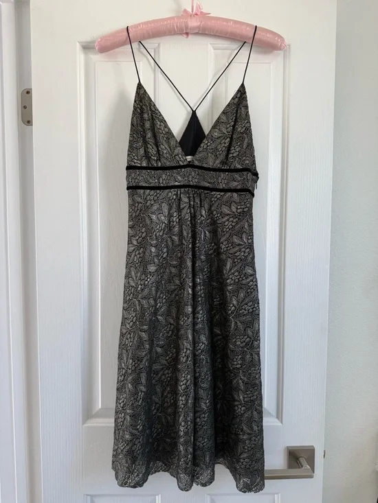 Diane von Furstenberg DVF Silk Lined Dress - Picture 3 of 9